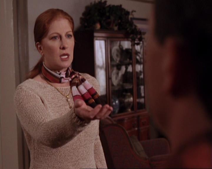 Charmed-Online-dot-417SavingPrivateLeo1477.jpg