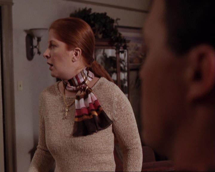 Charmed-Online-dot-417SavingPrivateLeo1491.jpg