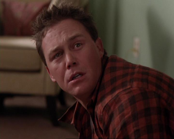 Charmed-Online-dot-417SavingPrivateLeo1546.jpg