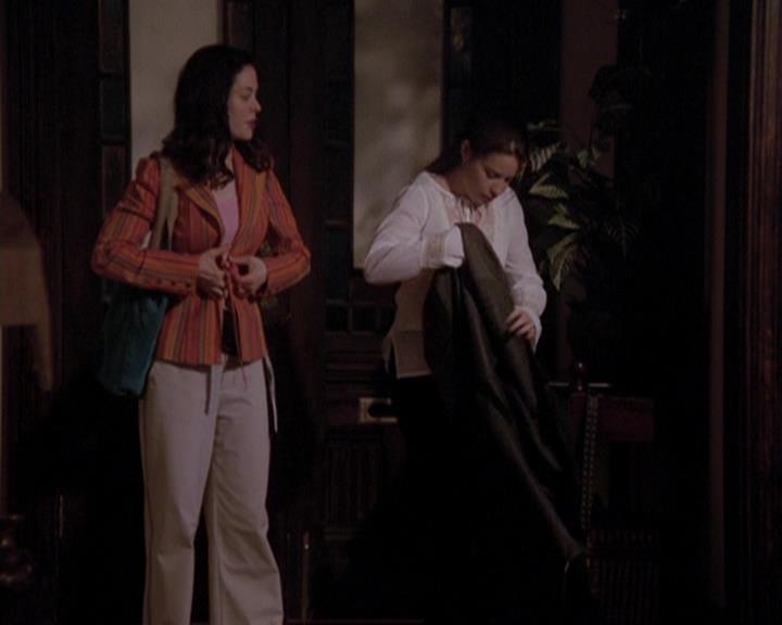 Charmed-Online-dot-417SavingPrivateLeo1555.jpg