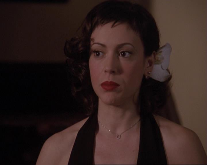 Charmed-Online-dot-417SavingPrivateLeo1605.jpg