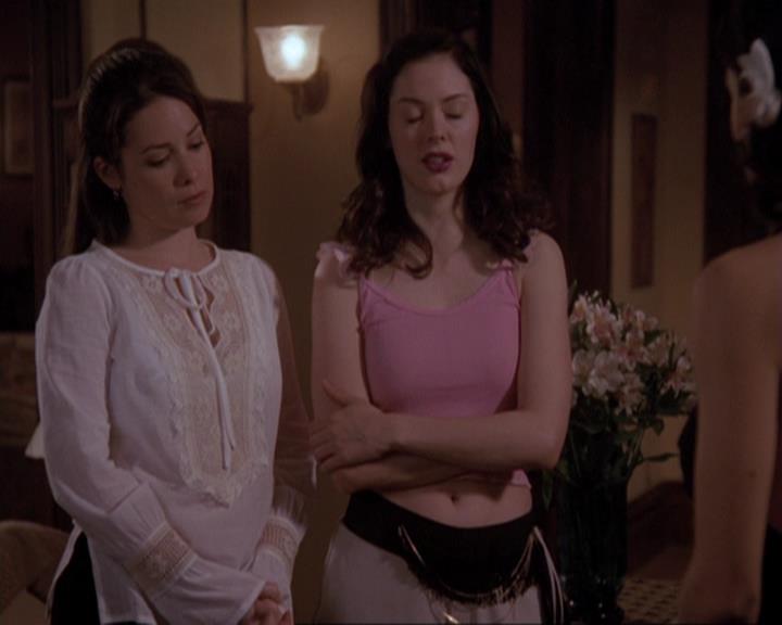 Charmed-Online-dot-417SavingPrivateLeo1613.jpg