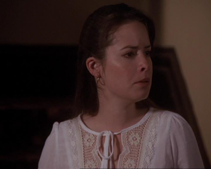 Charmed-Online-dot-417SavingPrivateLeo1708.jpg