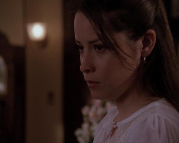 Charmed-Online-dot-417SavingPrivateLeo1729.jpg