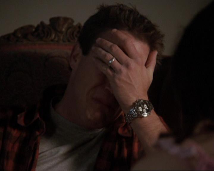 Charmed-Online-dot-417SavingPrivateLeo1776.jpg