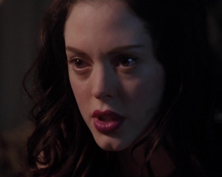 Charmed-Online-dot-417SavingPrivateLeo1832.jpg