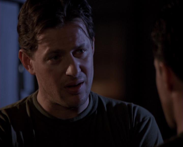 Charmed-Online-dot-417SavingPrivateLeo1893.jpg