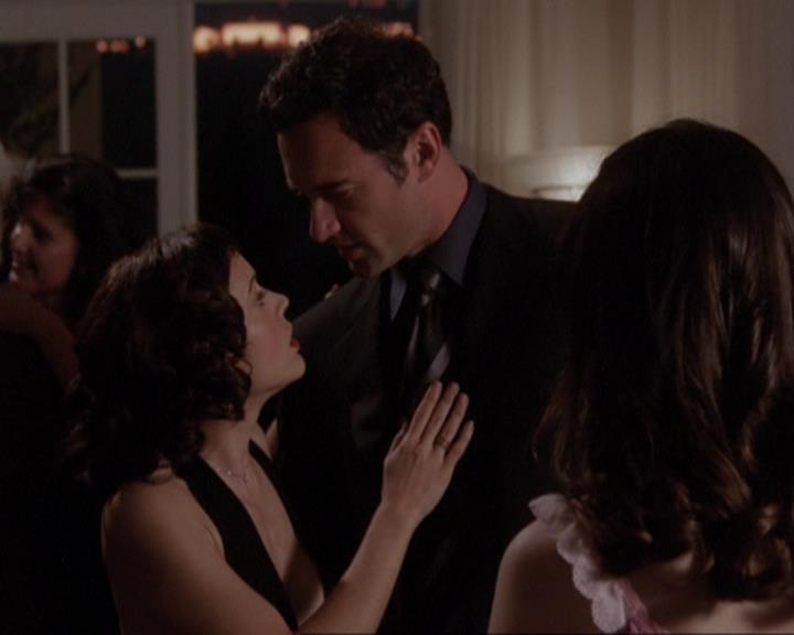 Charmed-Online-dot-417SavingPrivateLeo1978.jpg