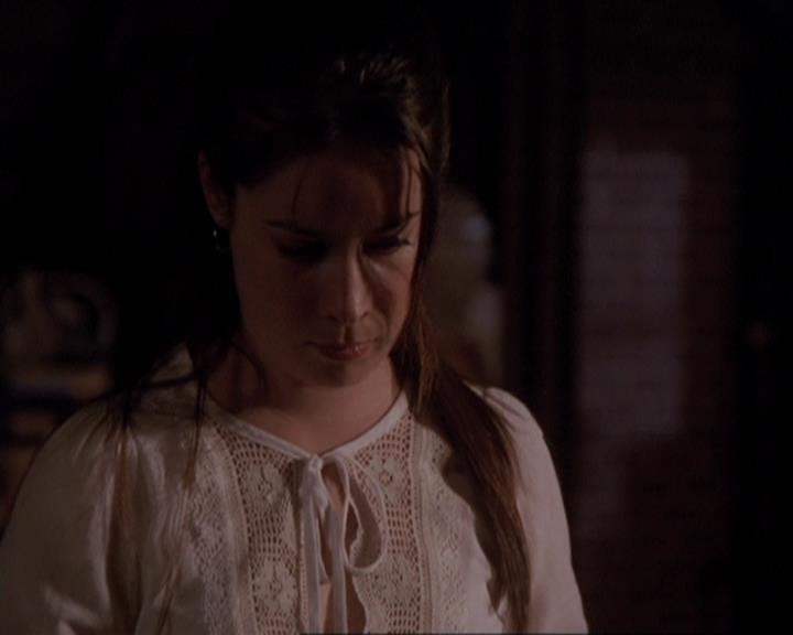 Charmed-Online-dot-417SavingPrivateLeo1997.jpg