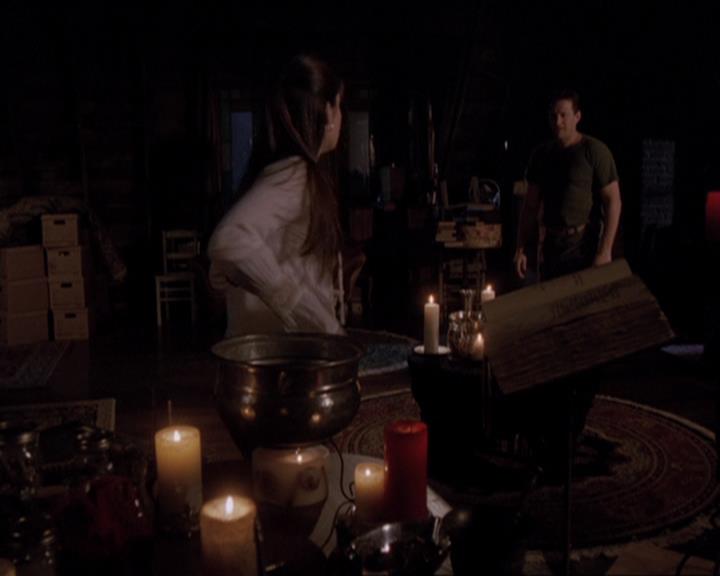 Charmed-Online-dot-417SavingPrivateLeo2016.jpg