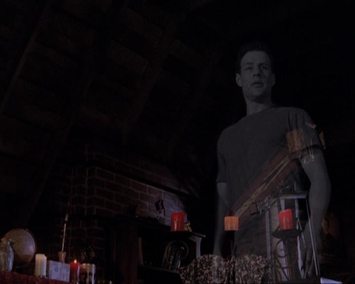 Charmed-Online-dot-417SavingPrivateLeo2066.jpg