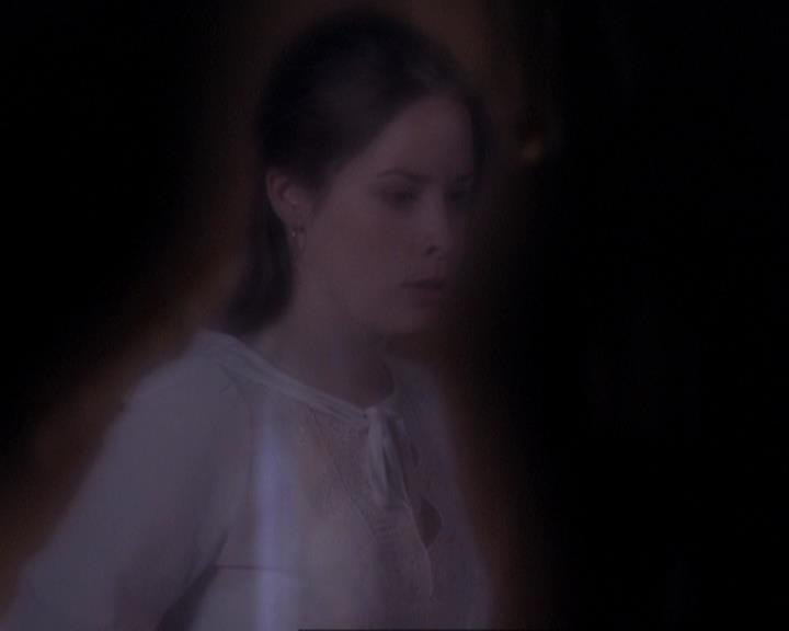 Charmed-Online-dot-417SavingPrivateLeo2167.jpg Charmed-Online-dot-417SavingPrivateLeo2167.jpg