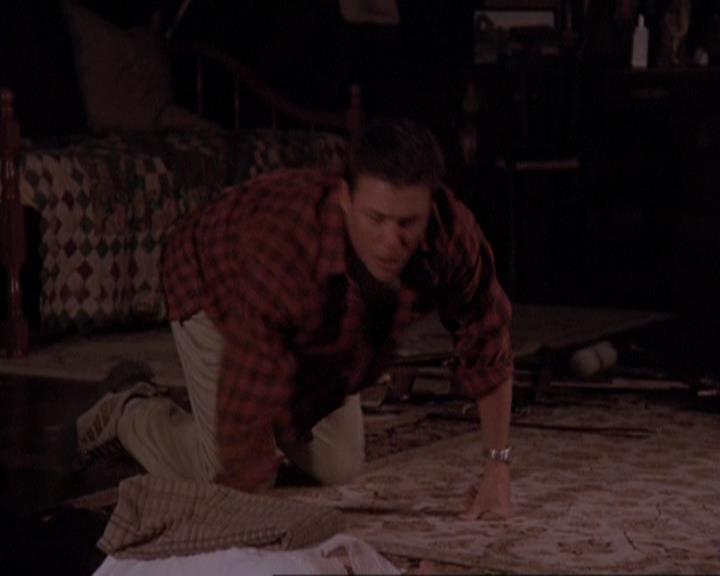 Charmed-Online-dot-417SavingPrivateLeo2176.jpg