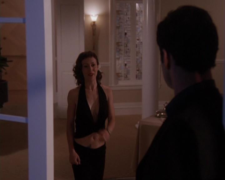 Charmed-Online-dot-417SavingPrivateLeo2238.jpg Charmed-Online-dot-417SavingPrivateLeo2238.jpg