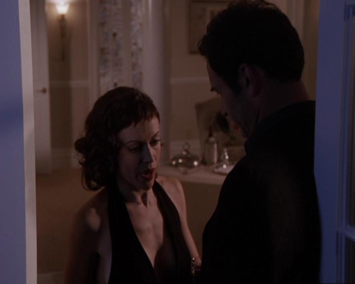 Charmed-Online-dot-417SavingPrivateLeo2241.jpg