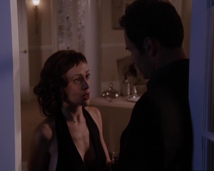 Charmed-Online-dot-417SavingPrivateLeo2242.jpg