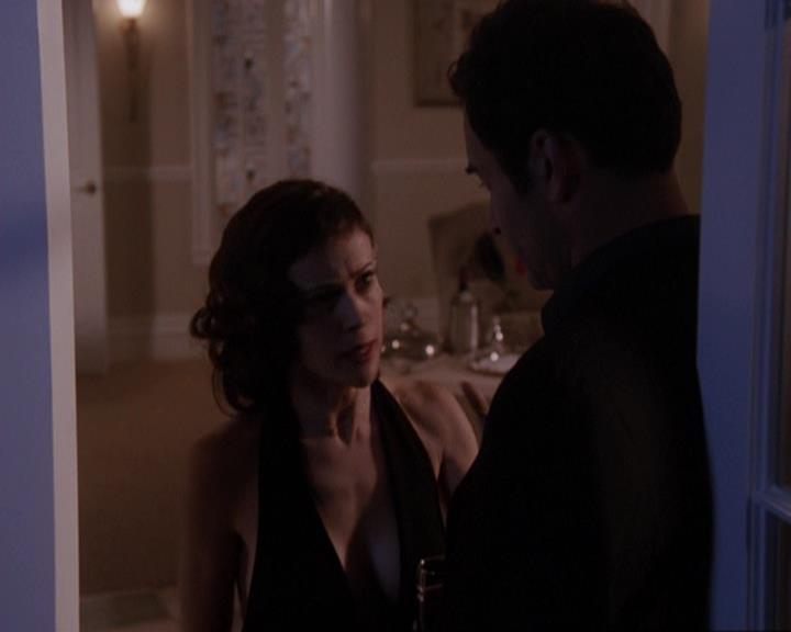 Charmed-Online-dot-417SavingPrivateLeo2243.jpg
