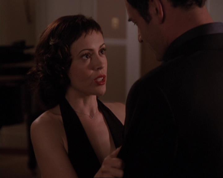 Charmed-Online-dot-417SavingPrivateLeo2283.jpg