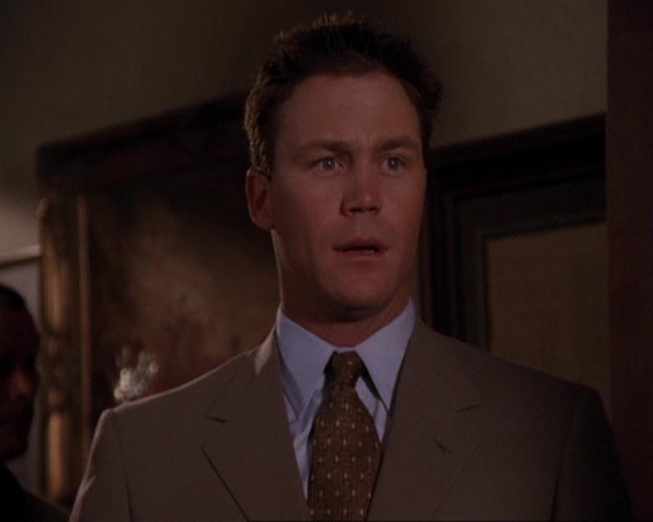 Charmed-Online-dot-417SavingPrivateLeo2325.jpg