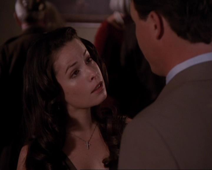 Charmed-Online-dot-417SavingPrivateLeo2331.jpg