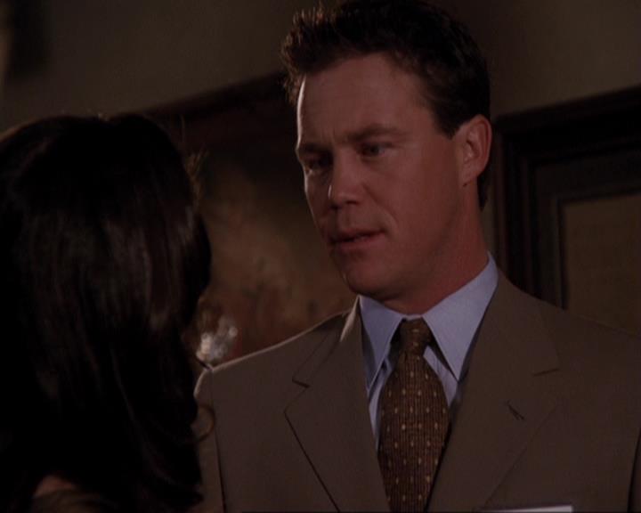 Charmed-Online-dot-417SavingPrivateLeo2333.jpg