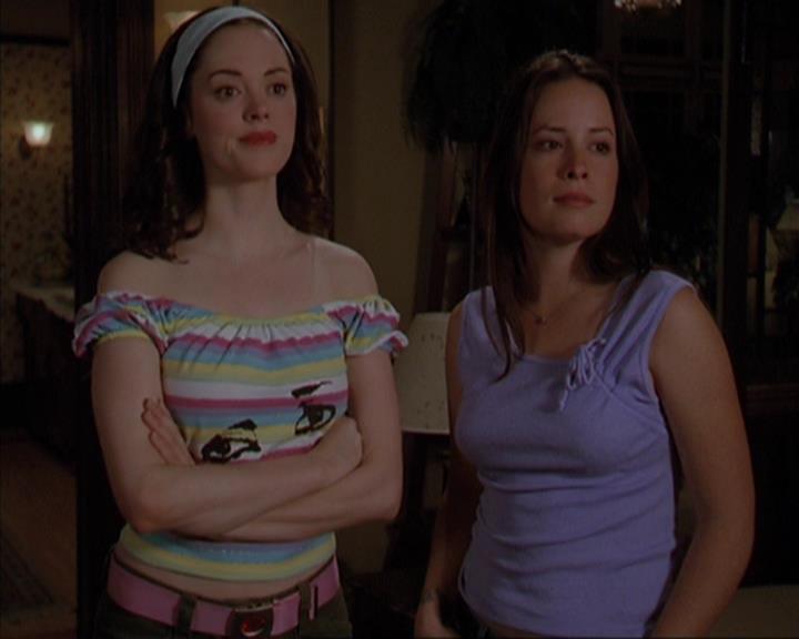 Charmed-Online-dot-419BiteMe0069.jpg