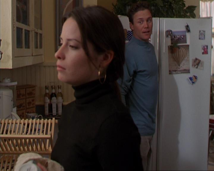 Charmed-Online-dot-419BiteMe0471.jpg