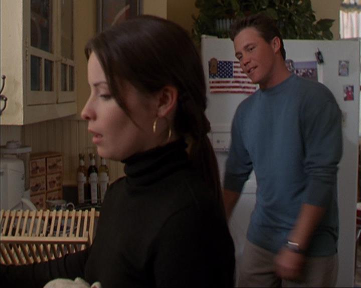 Charmed-Online-dot-419BiteMe0474.jpg
