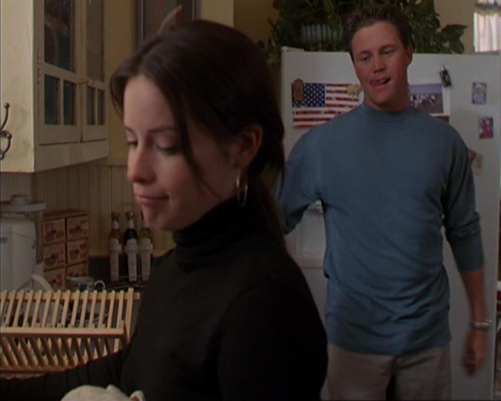 Charmed-Online-dot-419BiteMe0475.jpg
