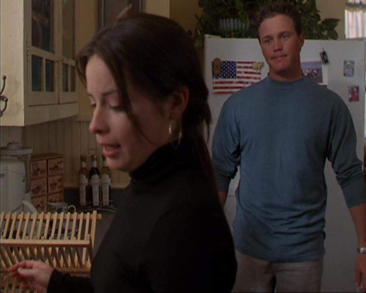 Charmed-Online-dot-419BiteMe0476.jpg