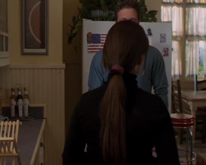 Charmed-Online-dot-419BiteMe0478.jpg