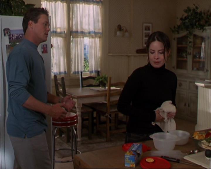 Charmed-Online-dot-419BiteMe0482.jpg
