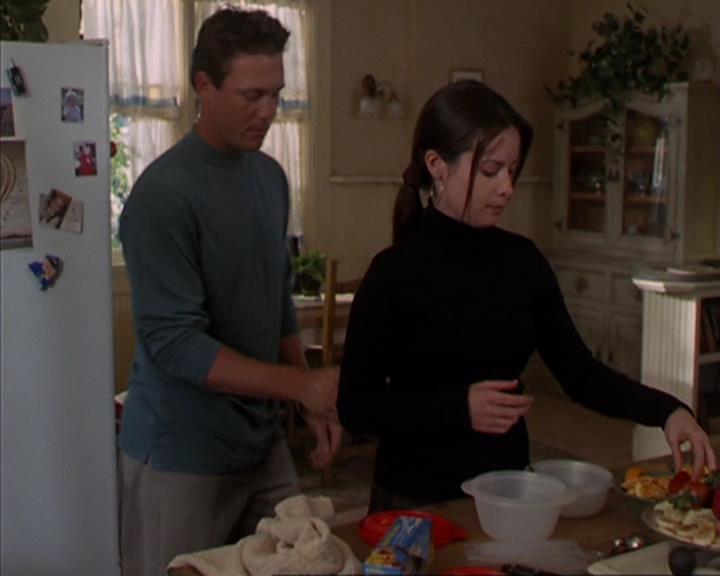 Charmed-Online-dot-419BiteMe0487.jpg