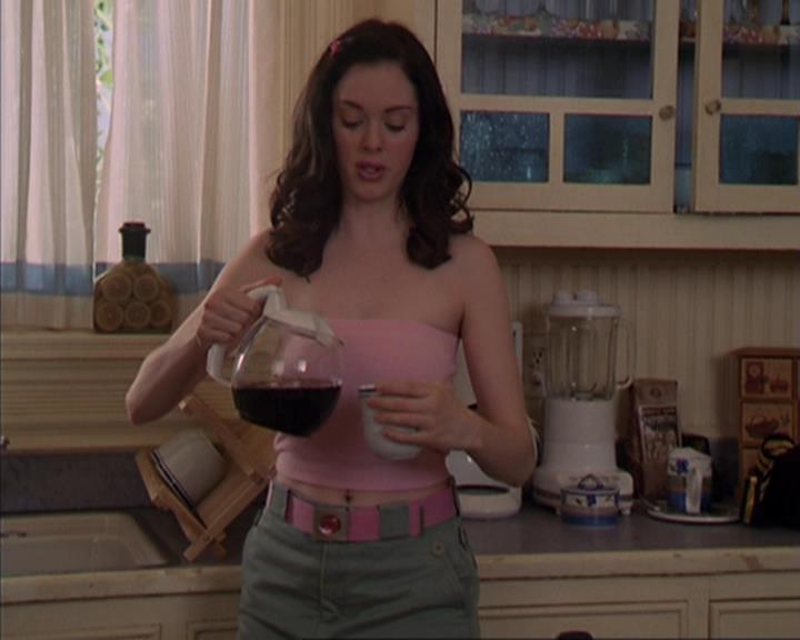 Charmed-Online-dot-419BiteMe0509.jpg
