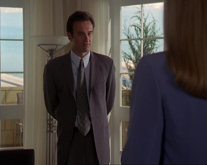 Charmed-Online-dot-419BiteMe0607.jpg