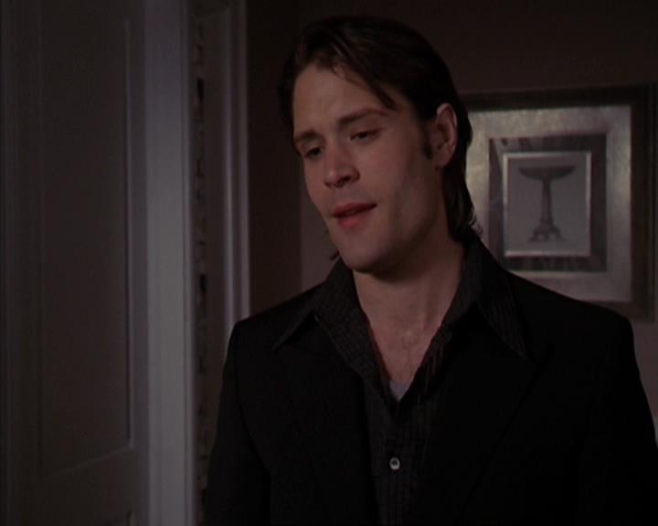 Charmed-Online-dot-419BiteMe0696.jpg