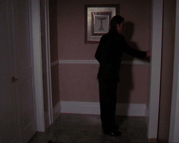 Charmed-Online-dot-419BiteMe0708.jpg