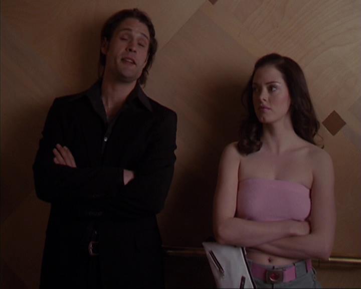 Charmed-Online-dot-419BiteMe0723.jpg