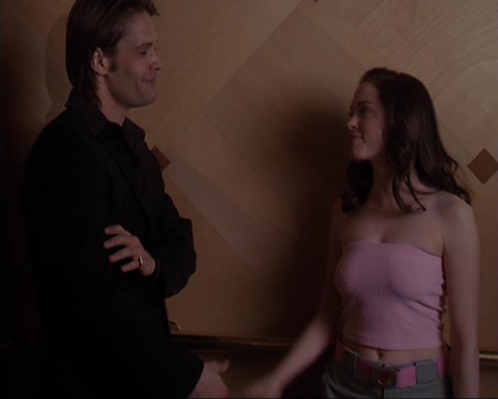 Charmed-Online-dot-419BiteMe0747.jpg