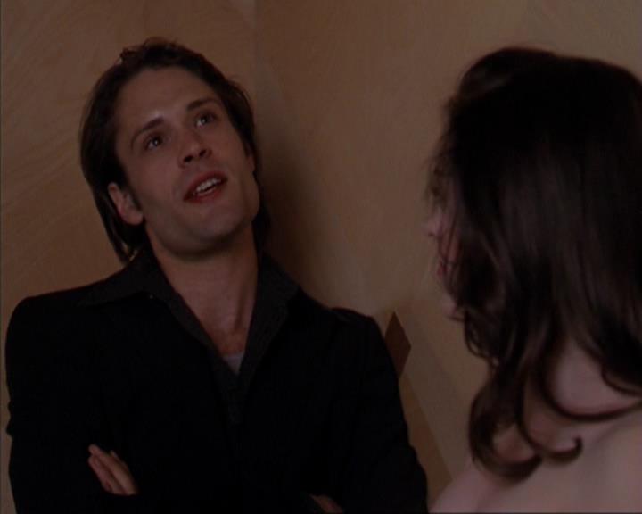 Charmed-Online-dot-419BiteMe0751.jpg