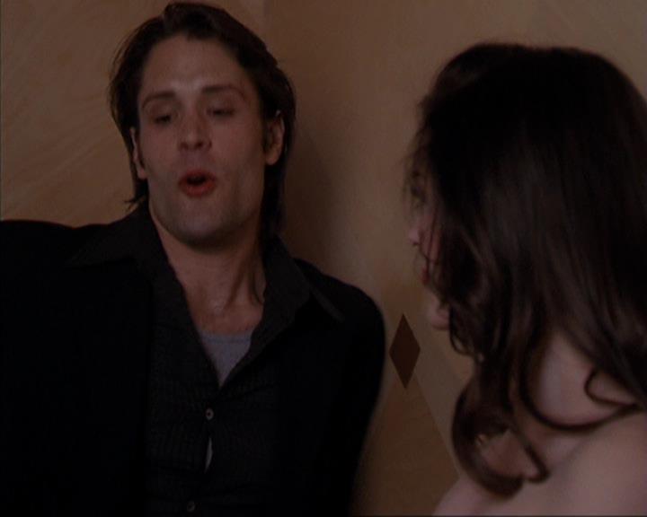 Charmed-Online-dot-419BiteMe0759.jpg