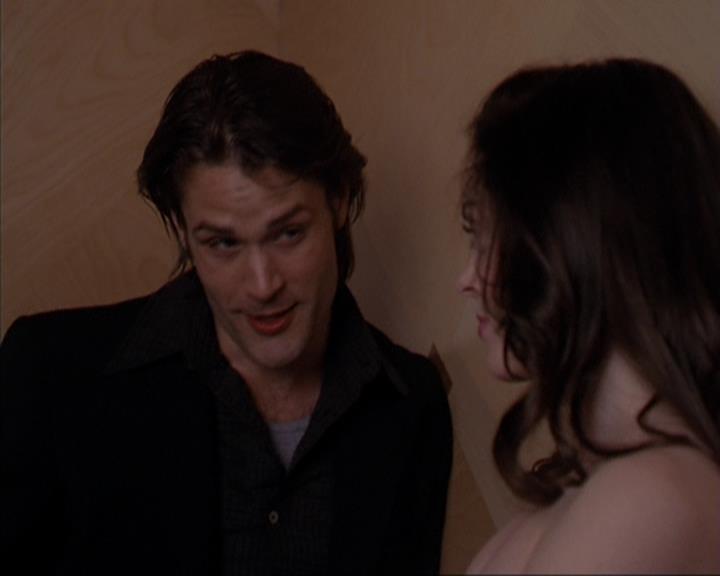 Charmed-Online-dot-419BiteMe0765.jpg
