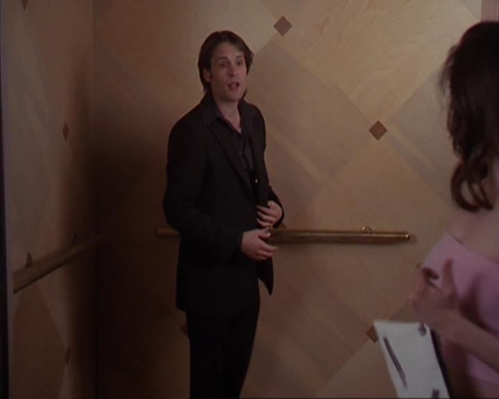 Charmed-Online-dot-419BiteMe0790.jpg