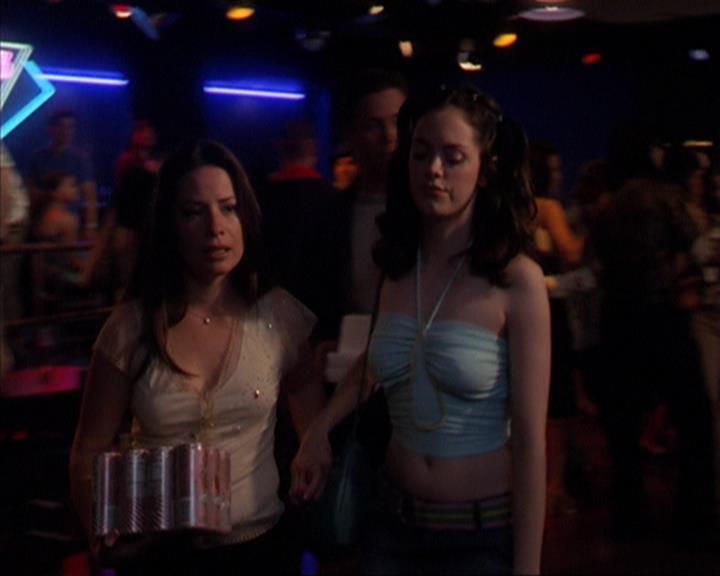 Charmed-Online-dot-419BiteMe0851.jpg