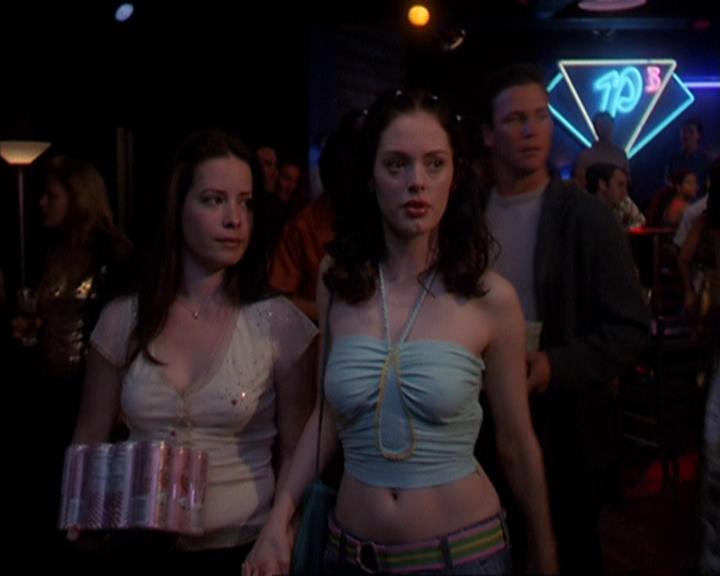 Charmed-Online-dot-419BiteMe0853.jpg
