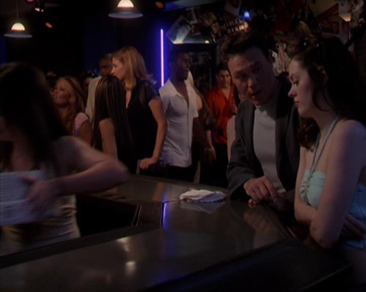 Charmed-Online-dot-419BiteMe0868.jpg