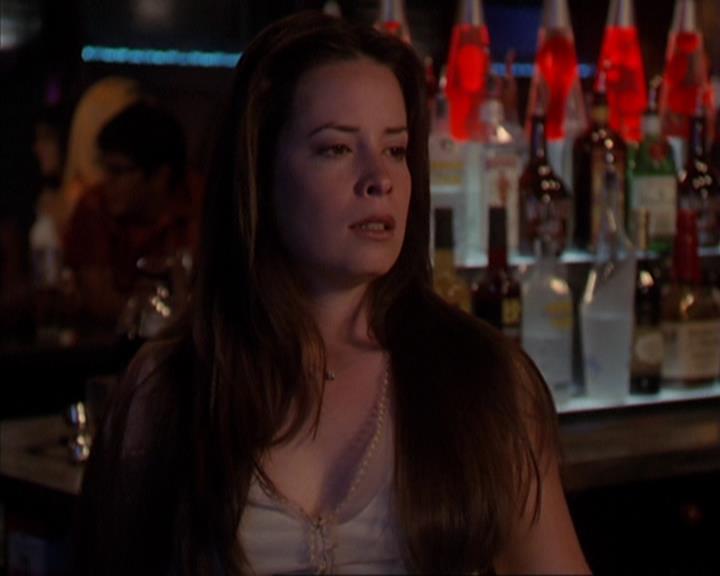 Charmed-Online-dot-419BiteMe0883.jpg