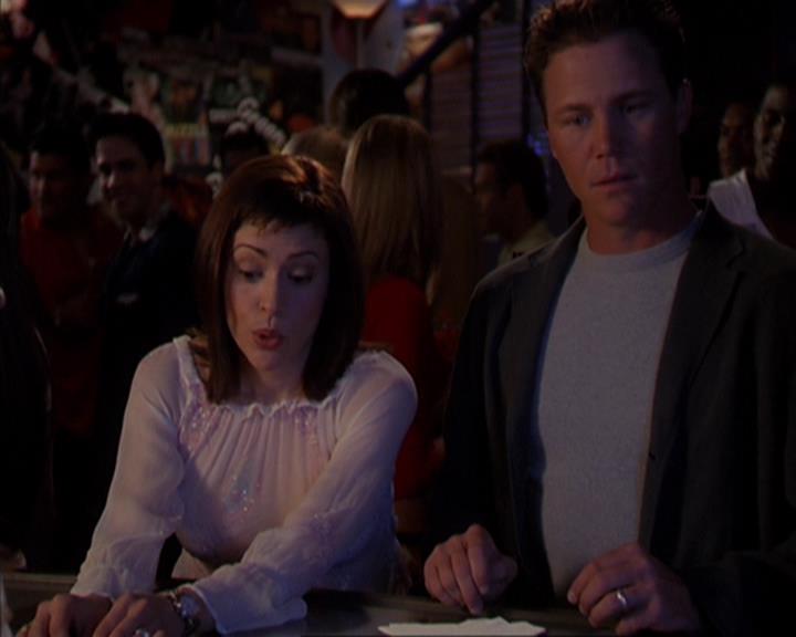 Charmed-Online-dot-419BiteMe0886.jpg