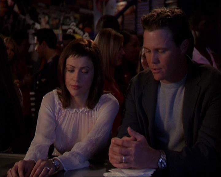 Charmed-Online-dot-419BiteMe0895.jpg