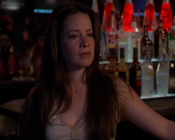 Charmed-Online-dot-419BiteMe0900.jpg